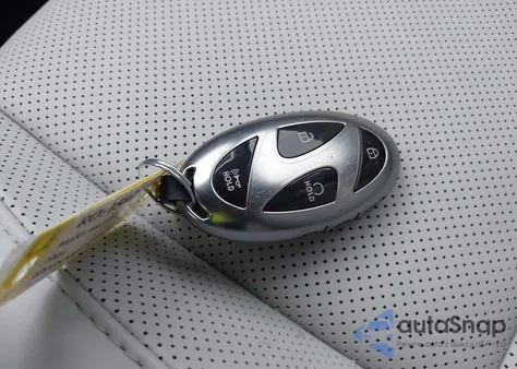 2024 Hyundai Kona Limited из США, поврежденный, VIN KM8HECA33RU101890